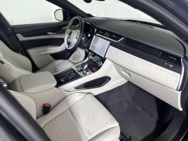 2026 Jaguar F-Pace R-Dynamic S - Photo 18
