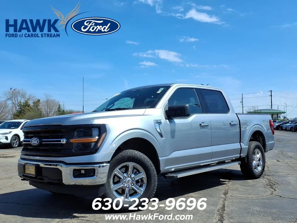 Used 2025 Silver Ford XLT image 3