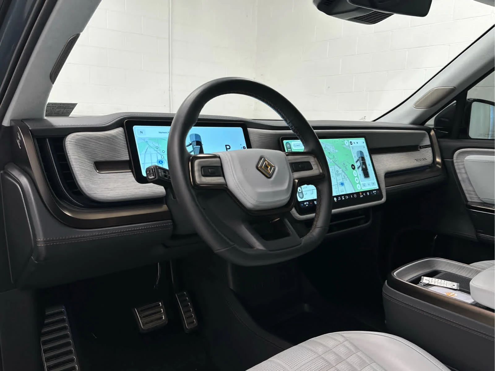 Used 2025 Storm Blue Rivian Ascend image 10