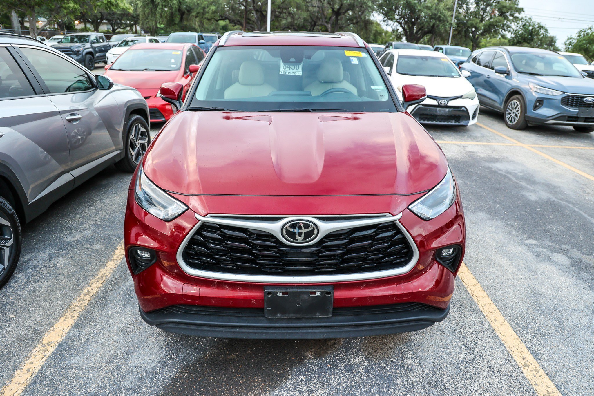 Used 2023 Red Toyota XLE image 4