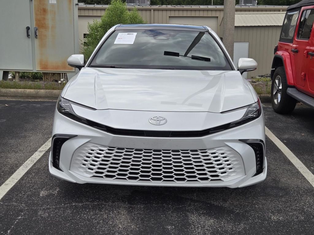 Used 2025 White Toyota XSE image 3