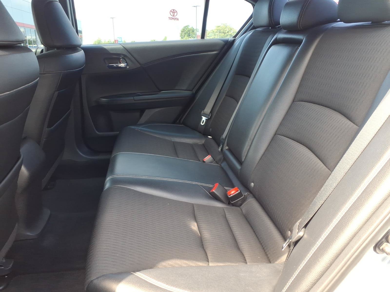 Used 2017 Lunar Silver Metallic Honda Sport image 12
