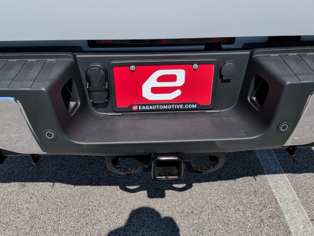 New 2026 Oxford White Ford F-350® Lariat® image 42