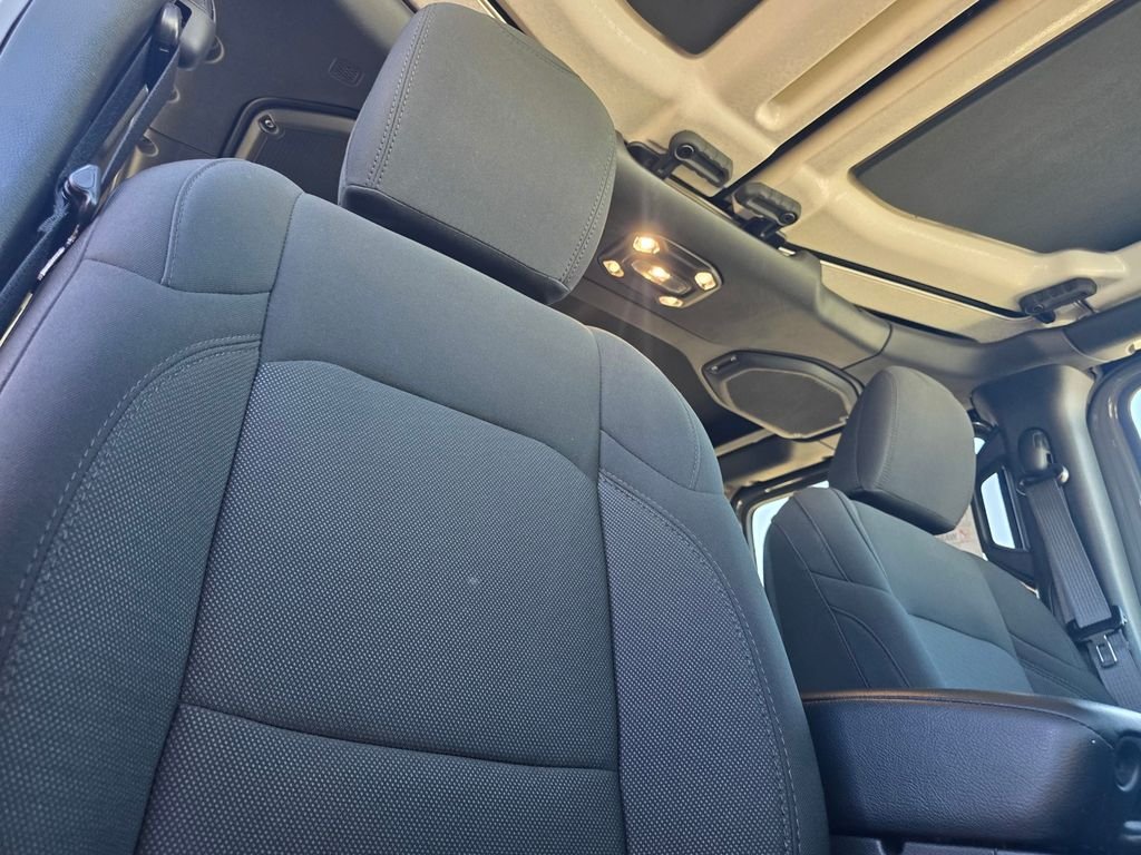 Used 2023 Gray Jeep Sport S image 23