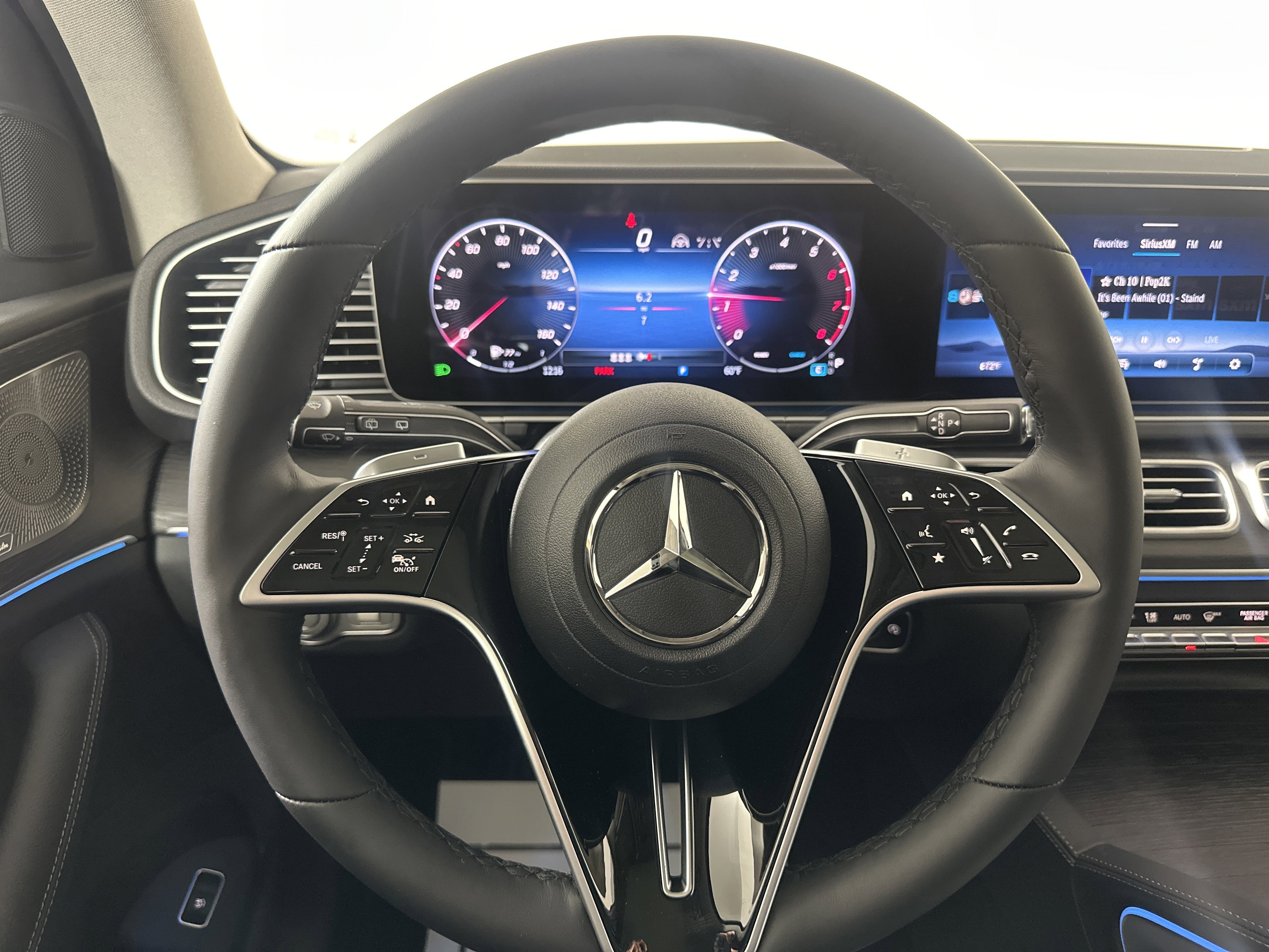 New 2026 Obsidian Black Metallic Mercedes-Benz GLE 450 image 12