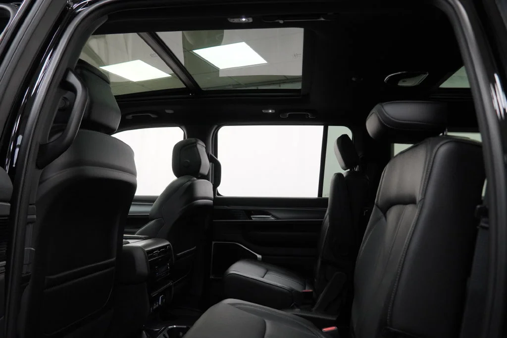 New 2027 High Gloss Black Paint Jeep  image 5