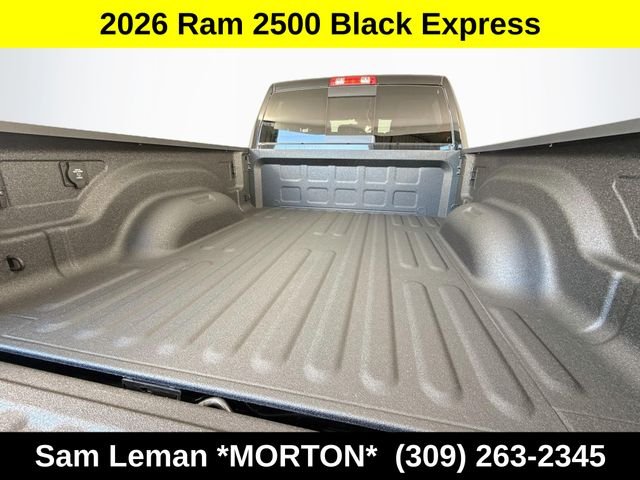 New 2026 Diamond Black Crystal Pearlcoat Ram  image 38
