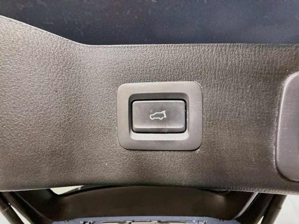Used 2025 Polymetal Gray Metallic Mazda 2.5 S Carbon Edition image 37