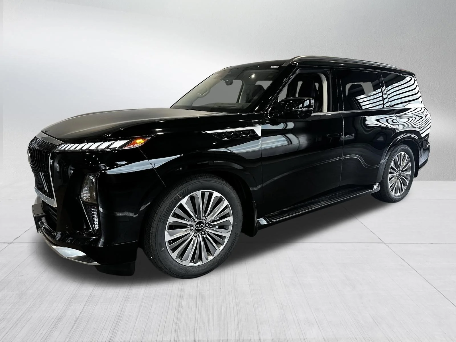 2026 INFINITI QX80 Luxe 4WD's photo
