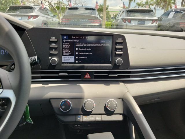 Certified Used 2025 Black Hyundai SE image 25