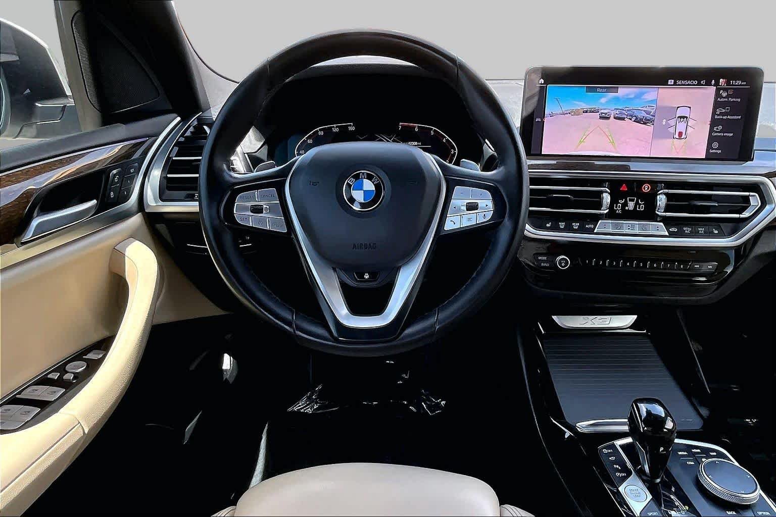 Used 2023 Alpine White BMW sDrive30i image 5