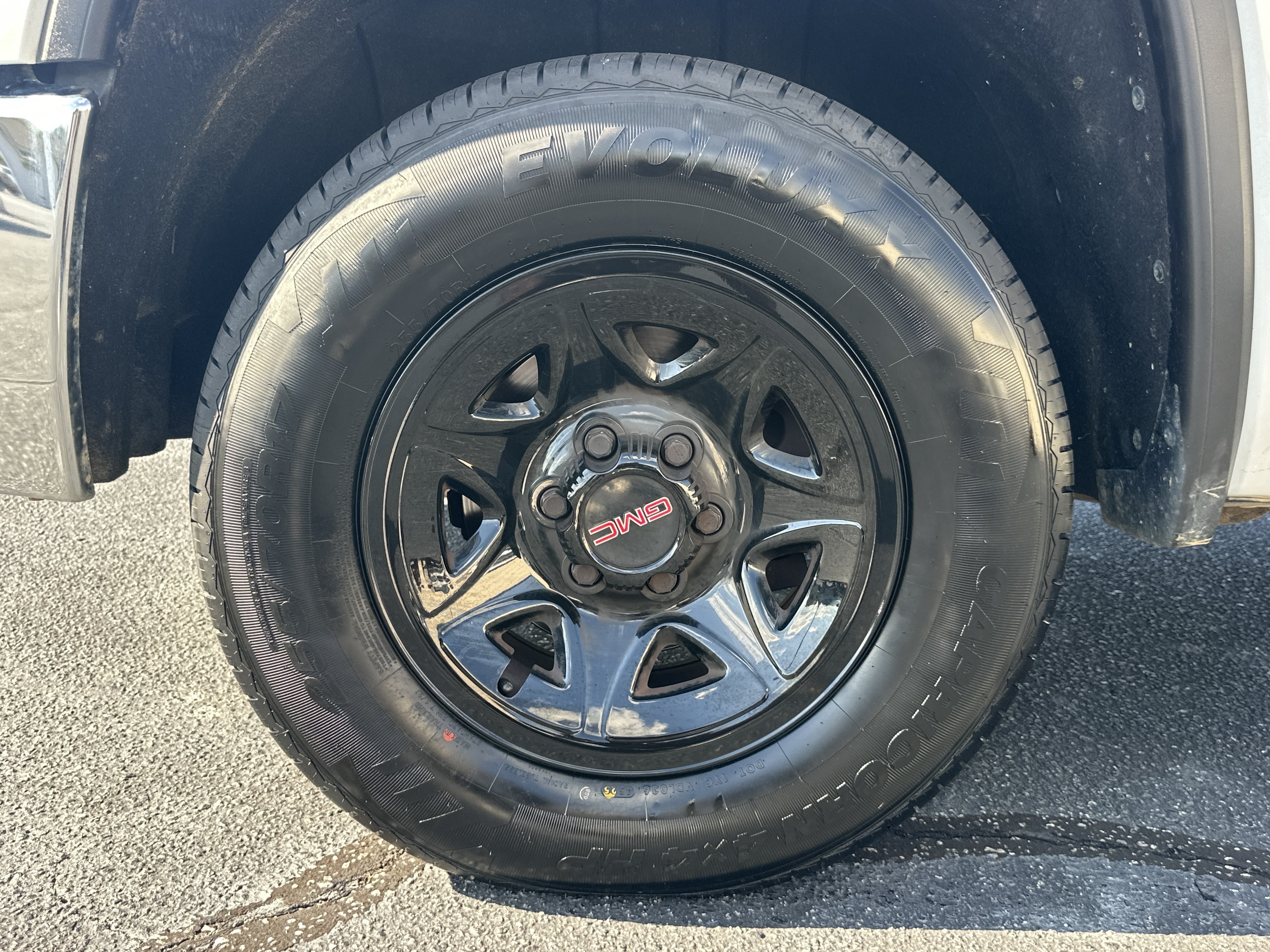 Used 2019 Summit White GMC DBL CAB 2WD image 11