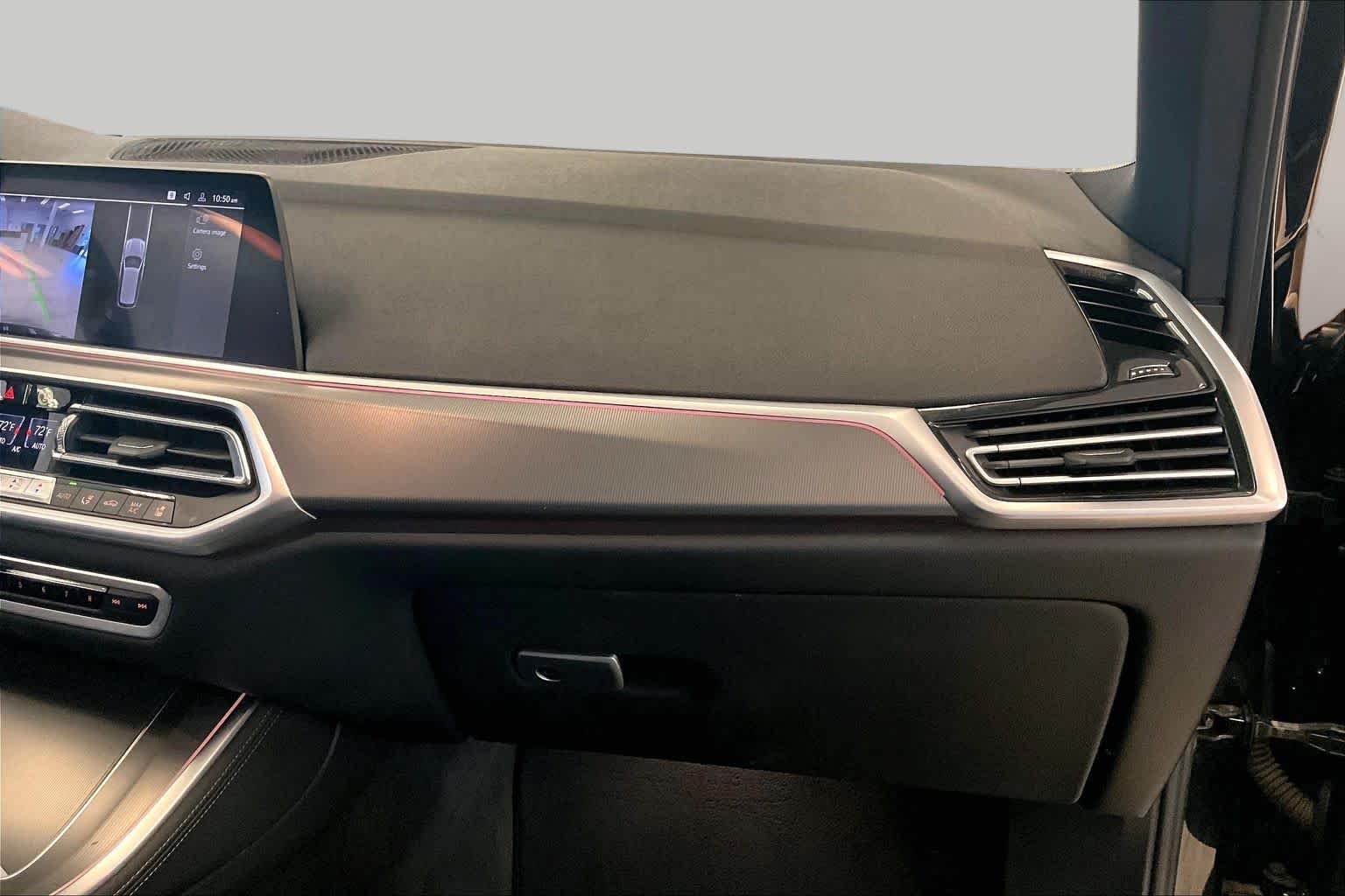 Used 2019 Carbon Black Metallic BMW xDrive50i image 17
