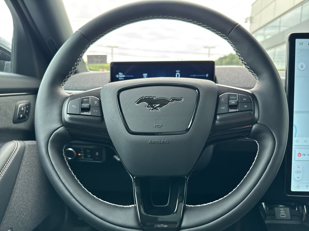 2025 Ford Mustang Mach-E GT - Photo 23