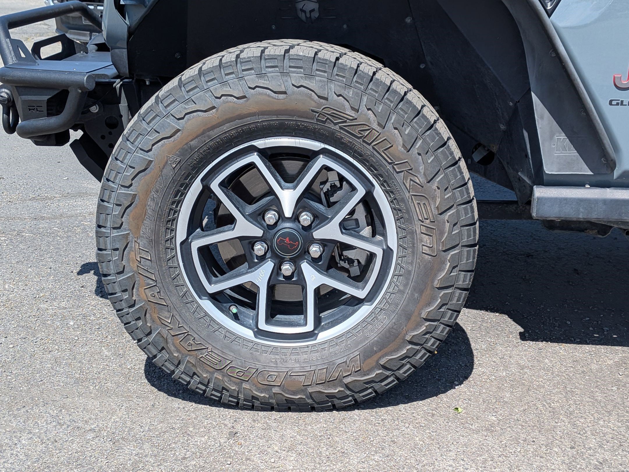 Used 2024 Anvil Clearcoat Jeep Rubicon image 11
