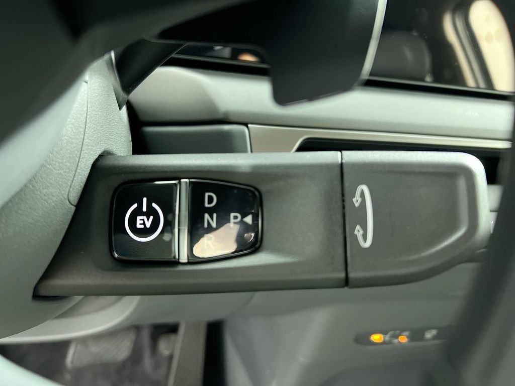 New 2026 Panthera Metal Kia Light Long Range RWD image 23