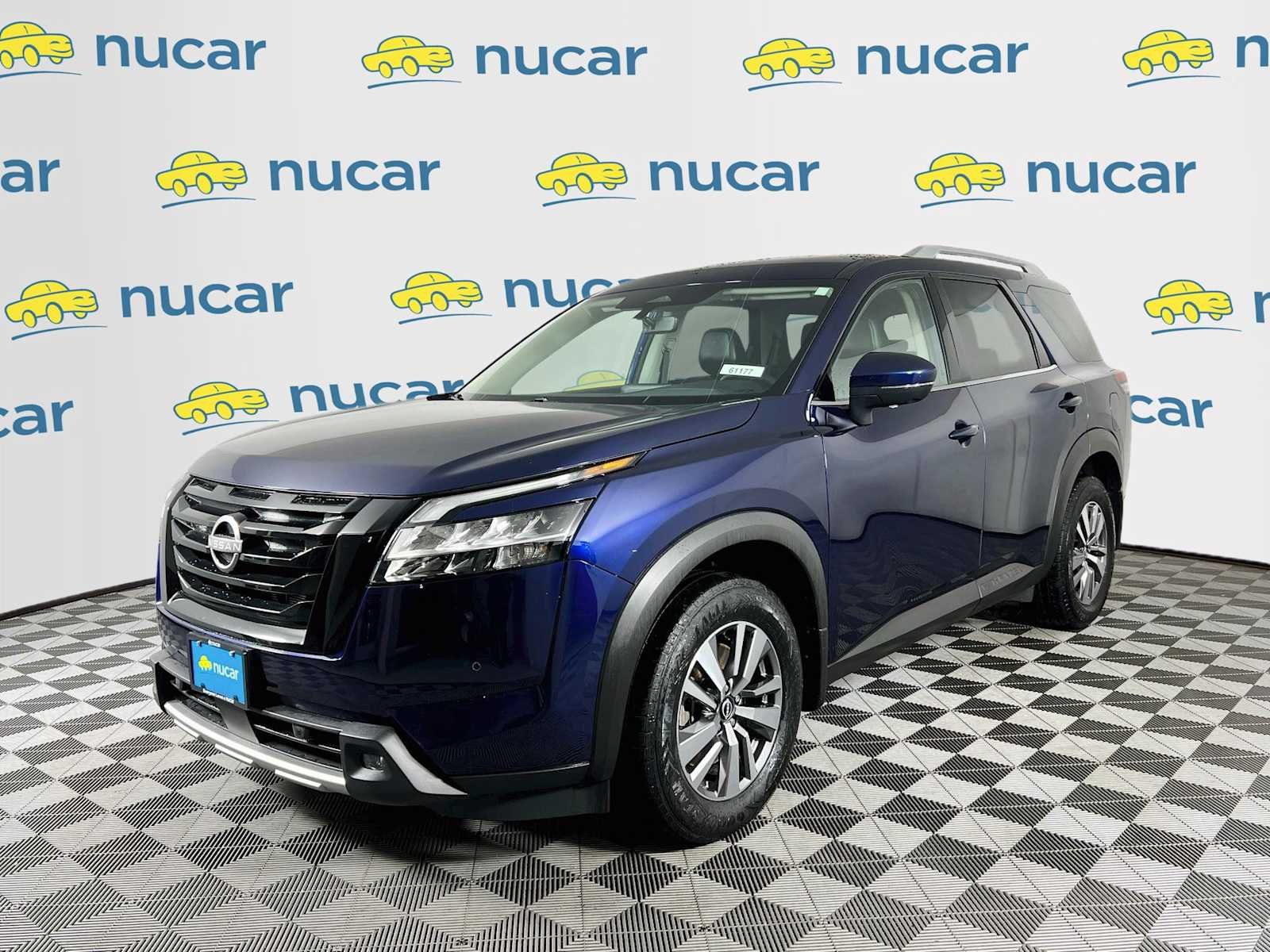 Used 2023 Deep Ocean Blue Pearl Nissan SL image 3