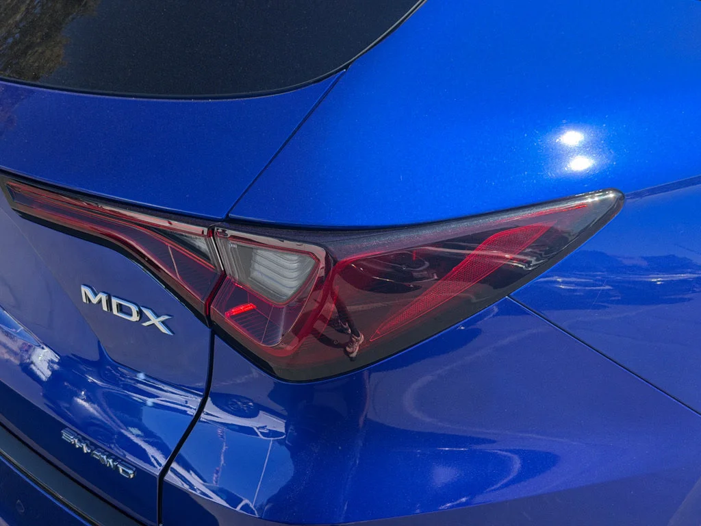 2025 Acura MDX A-Spec Package - Photo 9