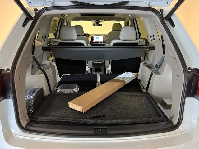 New 2026 White Volkswagen 2.0T SE w/Technology image 5