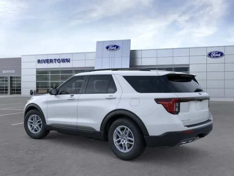 New 2026 Space White Metallic Ford Active image 4