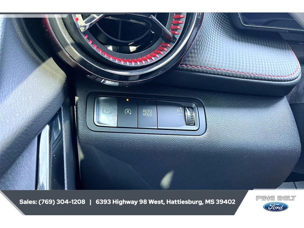 Used 2025 Iridescent Pearl Tricoat Chevrolet FWD RS image 22