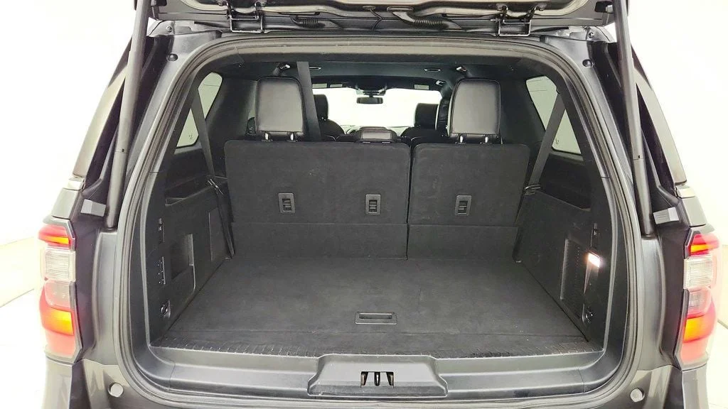 Used 2020 Magnetic Metallic Ford Limited with Voice-Activated Touch-Screen Navigation System image 22