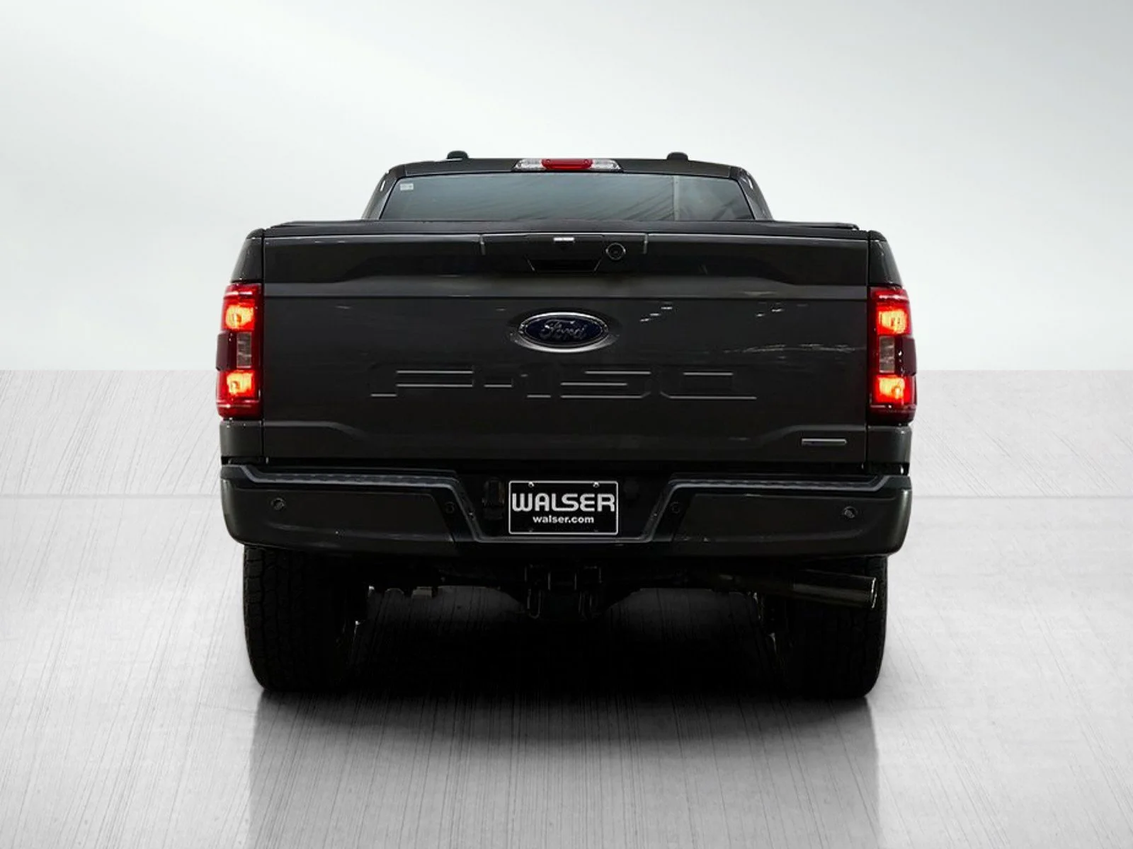 Used 2022 Gray Metallic Ford XLT image 4