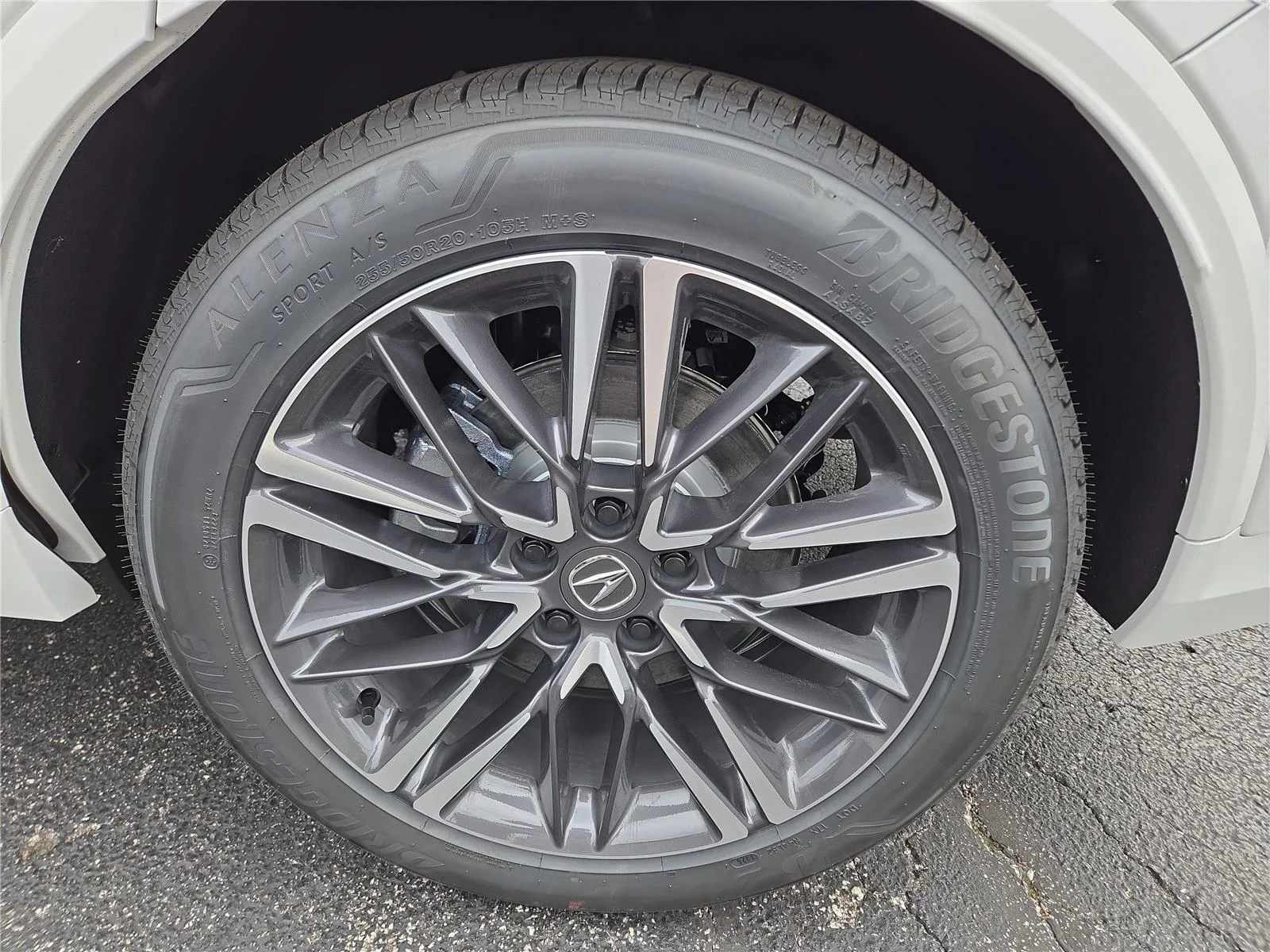 New 2026 Platinum White Pearl Acura SH-AWD w/Advance image 24