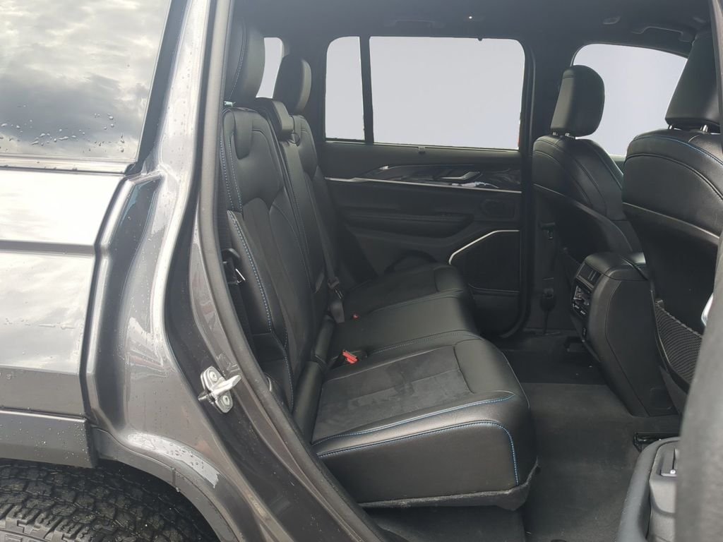 Used 2023 Gray Jeep Trailhawk 4xe image 20