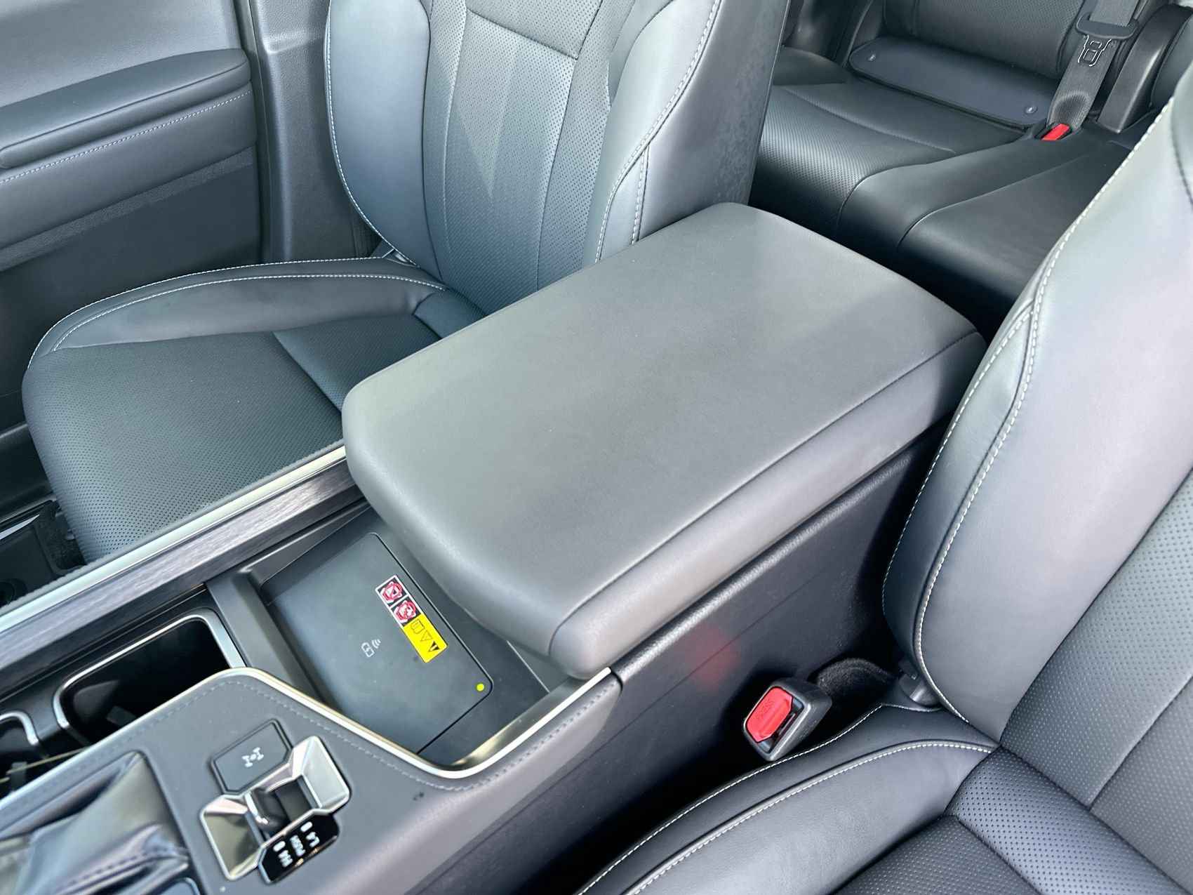 Used 2024 Incognito Lexus GX 550 Premium+ image 20
