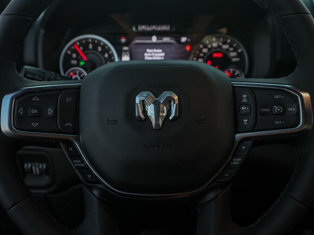 New 2026 Bright White Clear-Coat Exterior Paint RAM Big Horn/Lone Star image 23