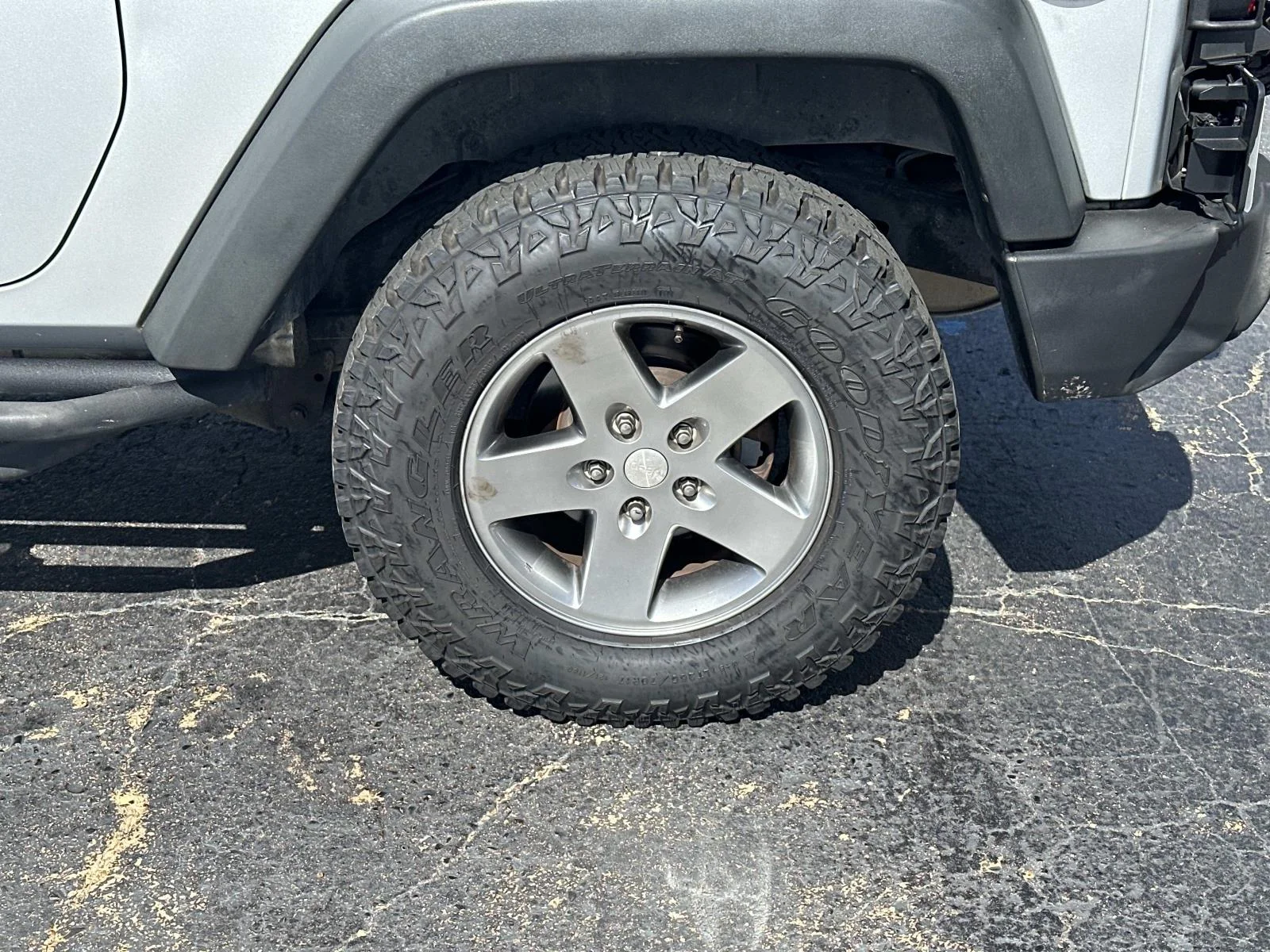 Used 2012 Bright Silver Metallic Jeep 4WD 2dr Rubicon image 9
