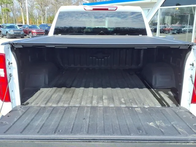 Used 2025 White Chevrolet RST image 22