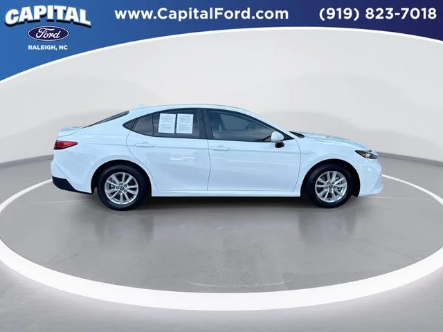 Used 2025 White Toyota LE image 9