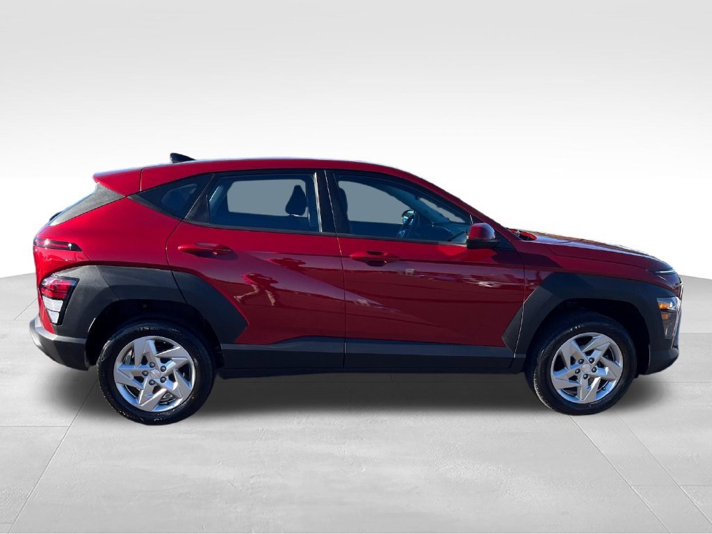 Used 2024 Red Hyundai SE image 6