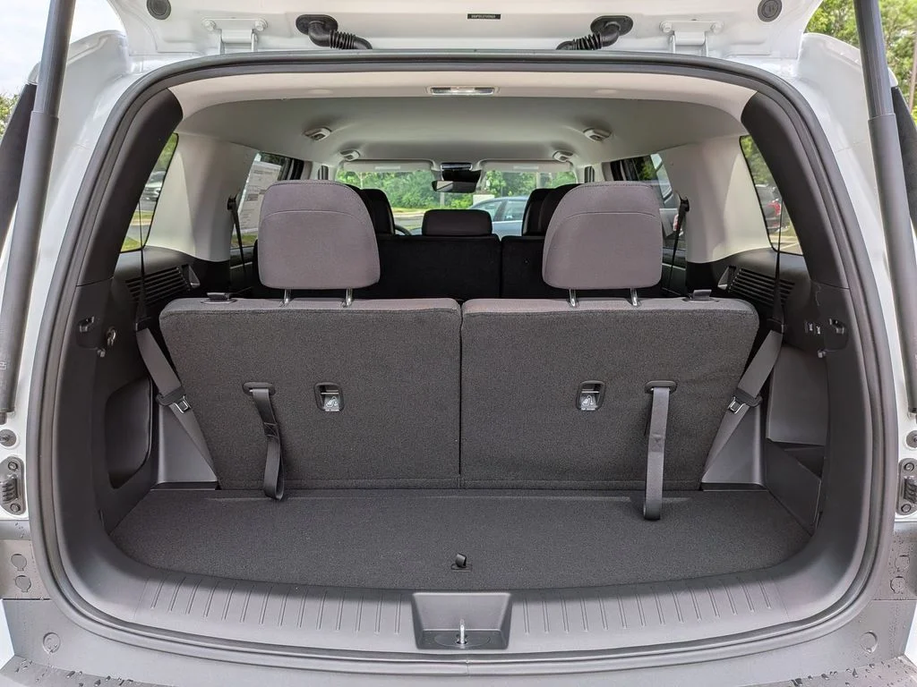 New 2026 White Hyundai SE image 26
