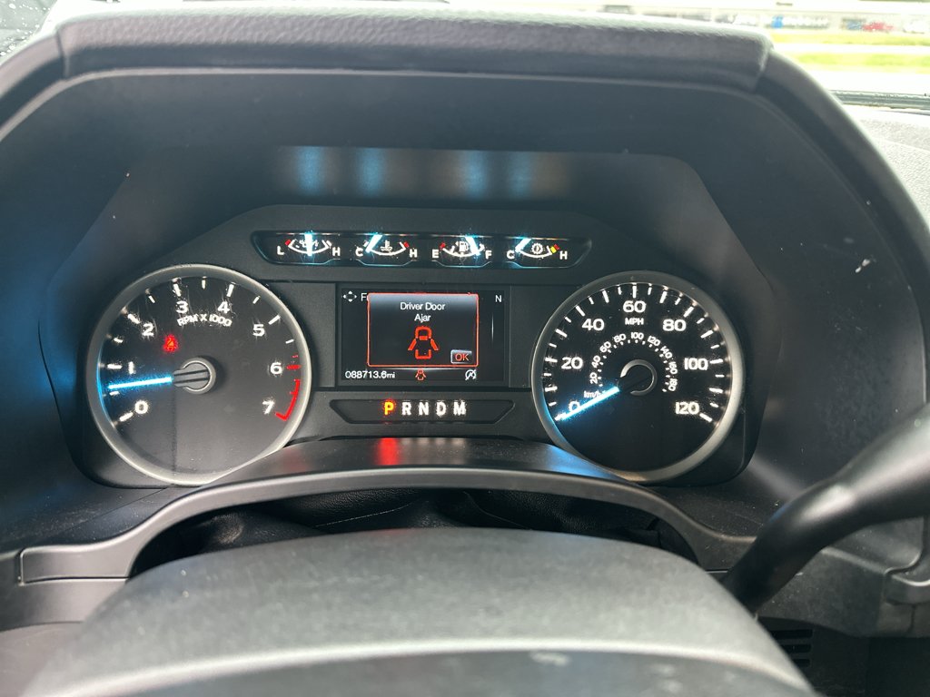 Used 2018 Shadow Black Ford XLT image 21