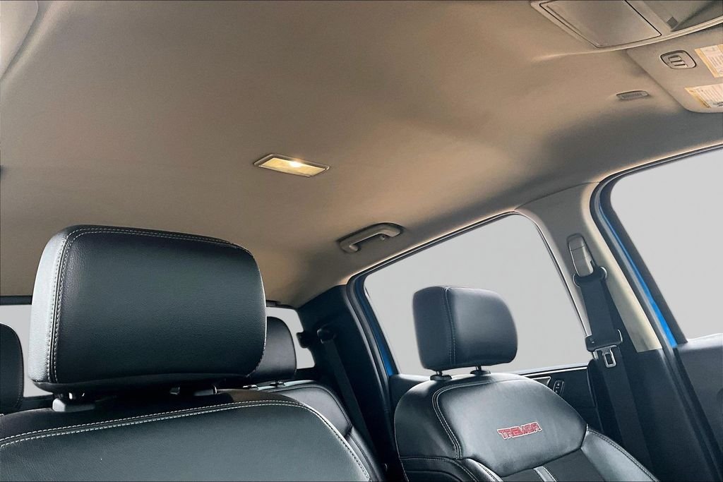 Used 2021 Blue Ford Lariat image 17