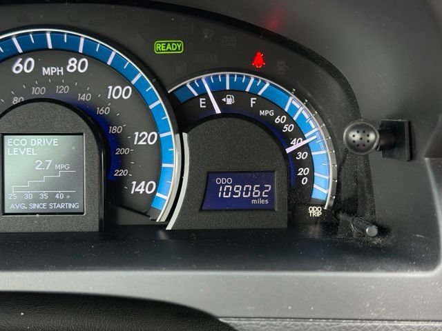 Used 2013 Magnetic Gray Metallic Toyota XLE image 14