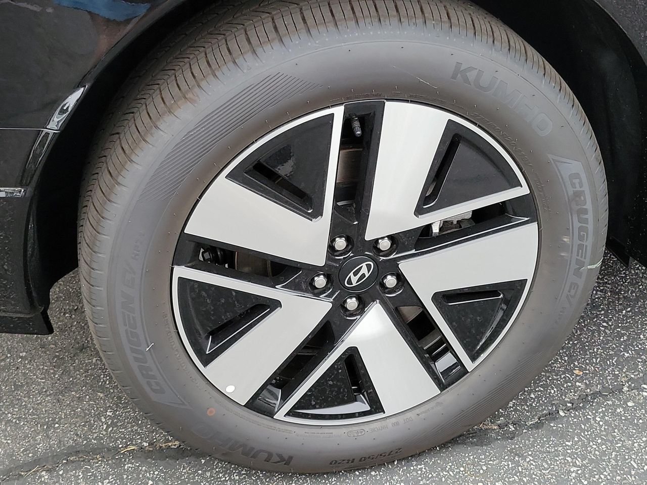 New 2026 Ultimate Red Hyundai SEL image 3