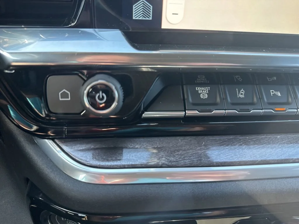 New 2026 Sterling Gray Metallic Chevrolet LTZ image 17