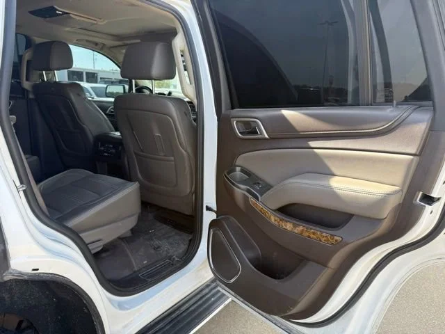Used 2016 WHITE FROST TRICOAT GMC Denali image 20