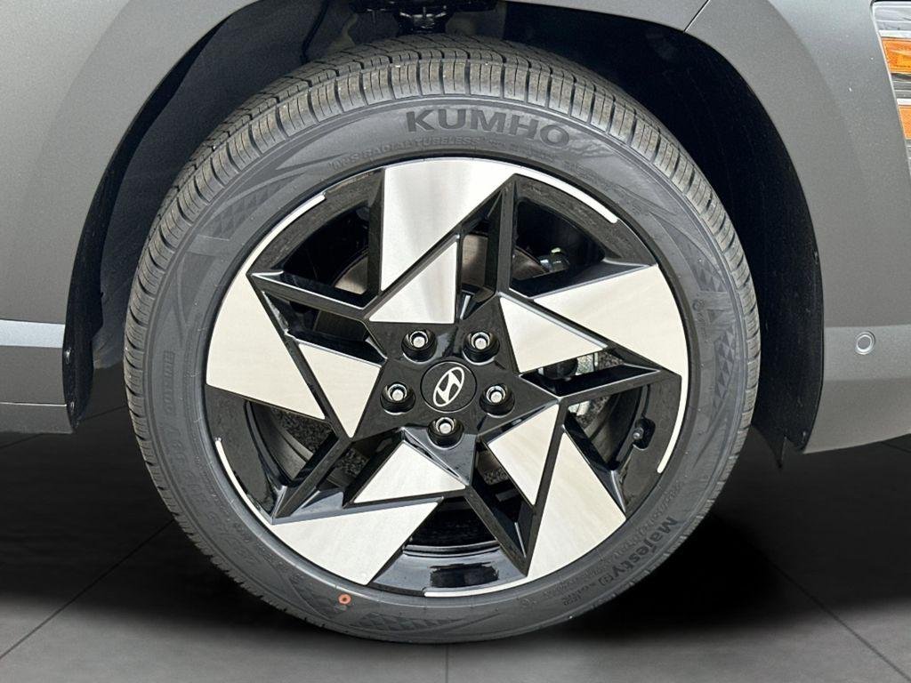 New 2026 Abyss Black Pearl Hyundai Limited FWD image 7