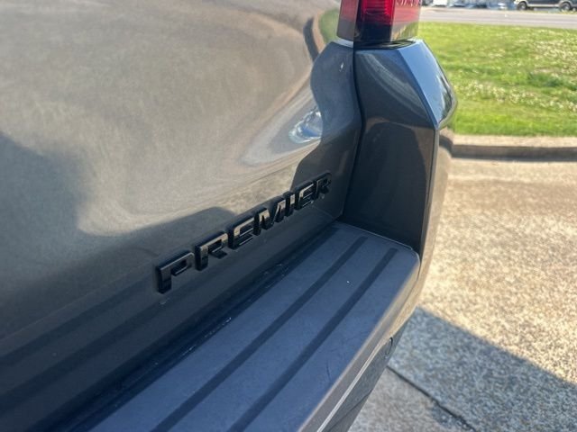 Used 2019 Gray Chevrolet Premier image 7