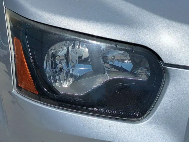 Used 2018 Stone Gray Metallic Ford Base image 10