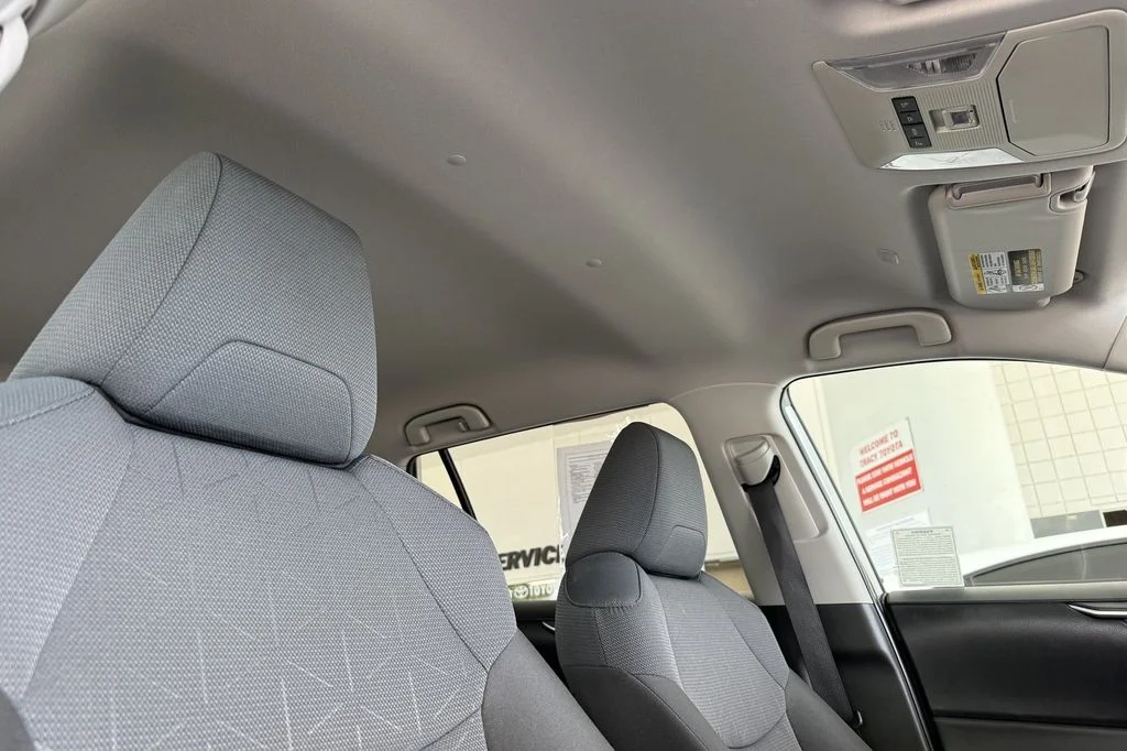Used 2025 Silver Toyota XLE image 21