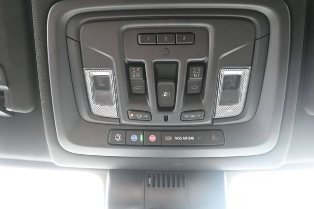 Used 2024 Summit White Chevrolet ZR2 image 19