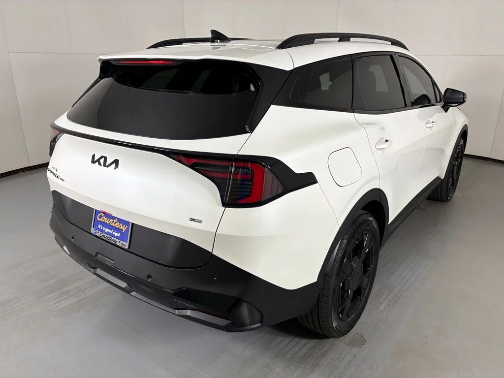 New 2027 White Kia X-Line image 8