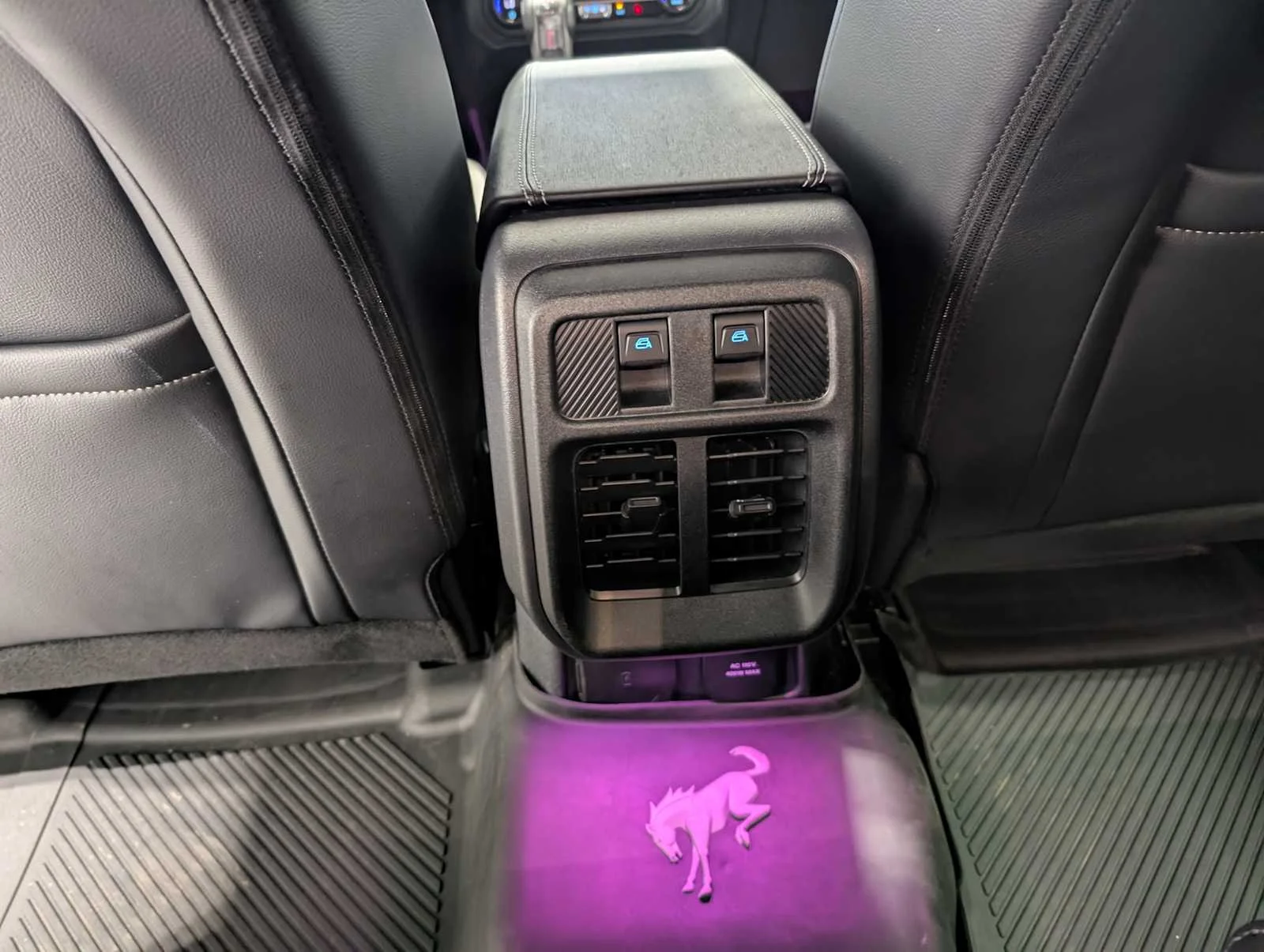 Used 2025 Shadow Black Ford Outer Banks image 21