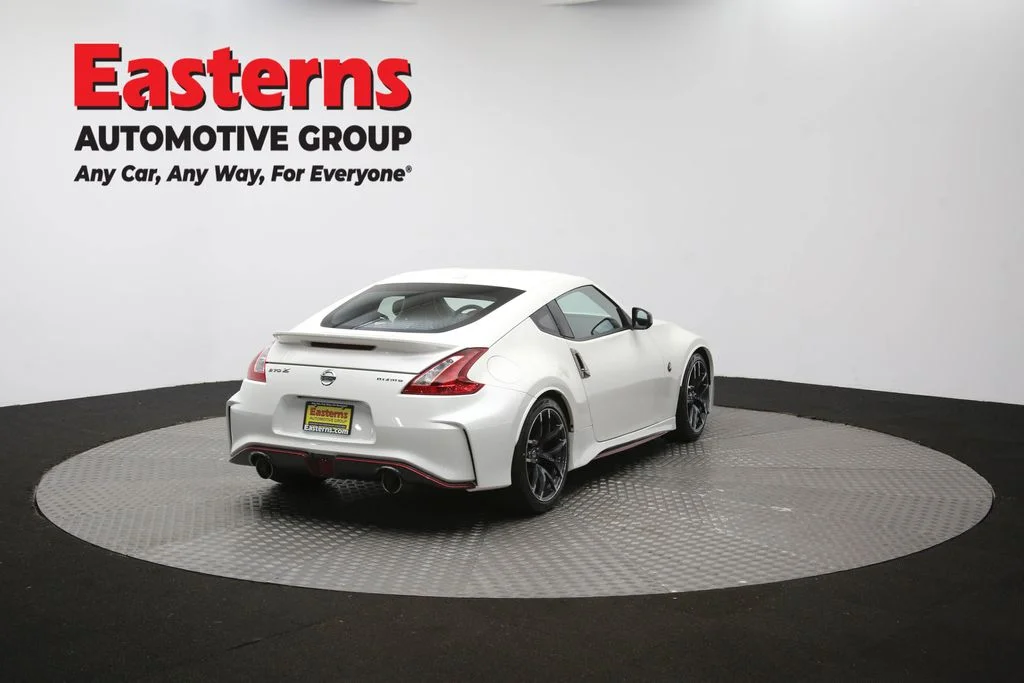 Used 2020 White Nissan Nismo image 40